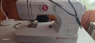 Máquina de coser Singer SM024