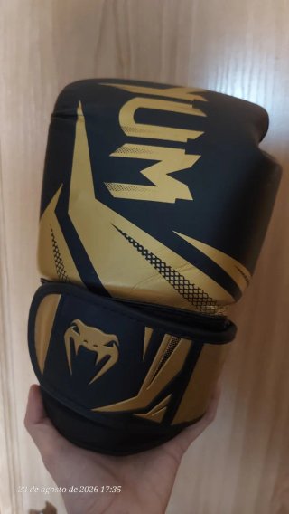 Guantes Boxeo Venum 10 oz Negro/Dorado