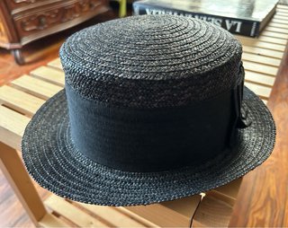 Cappello di paglia nero