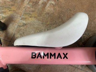 Bicicleta de equilibrio para bebé rosa