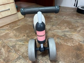 Bicicleta de equilibrio para bebé rosa