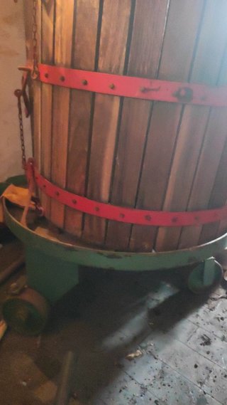Lagaretas de Prensado de Vino