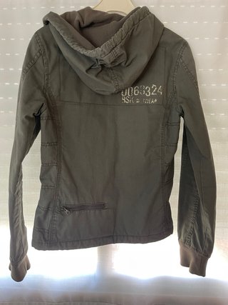 Chaqueta verde militar entretiempo