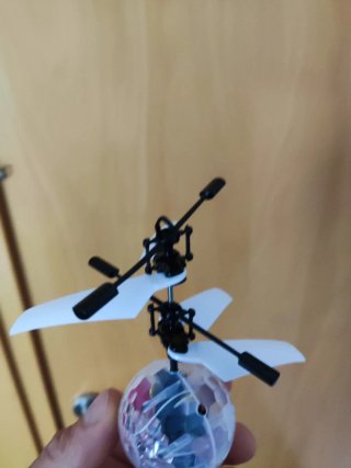 Dron Bola Voladora LED Nueva a estrenar