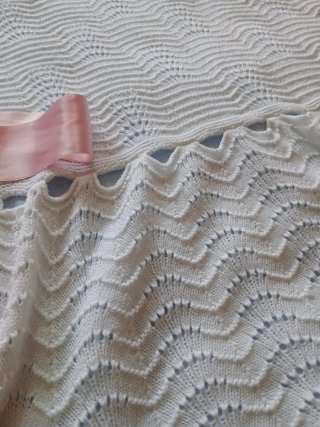 Toquilla bebé lana blanca