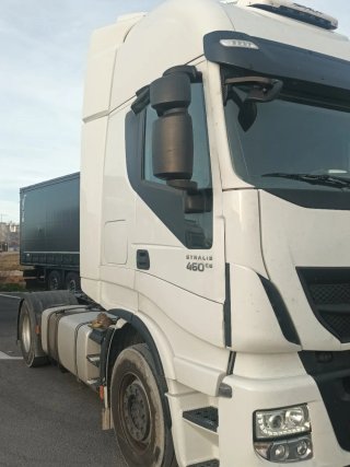 Se vende Iveco del 2017 4 60. En buen estado