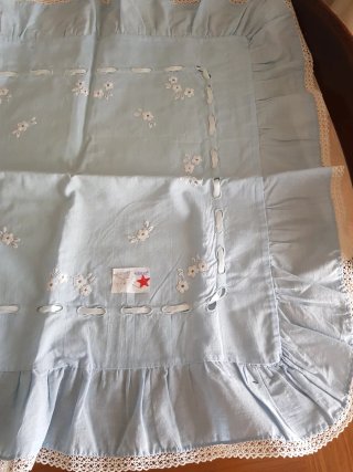 Cojines bordados a mano