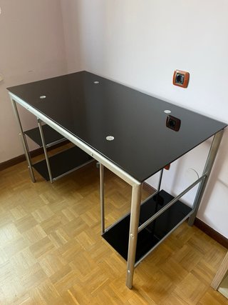 Escritorio cristal negro y metal