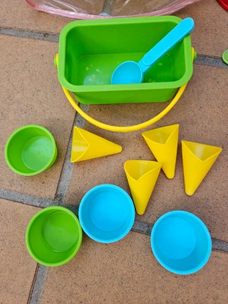 Juguetes para playa de Imaginarium e Ikea