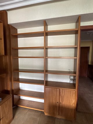 Mueble de salón de madera