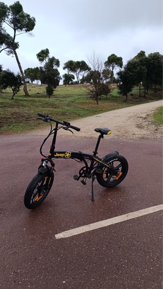 Bici Eléctrica Plegable Jeep Fatbike Tucano