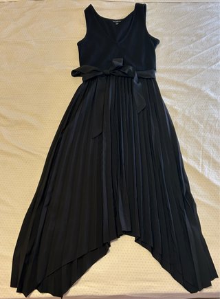 Vestido Guess Negro Plisado Talla M