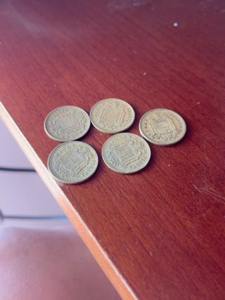 Lote 5 monedas 1 peseta 1966, 1968, 1969