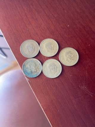 Lote 5 monedas 1 peseta 1966, 1968, 1969