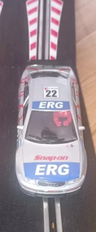 Coches Slot 1:32 Ninco - Audi A4 DTM (DHL / ERG)