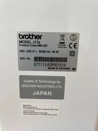 Máquina de coser Brother J17s