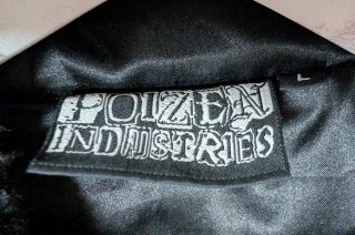 Abrigo Poizen Industries Negro con Forro