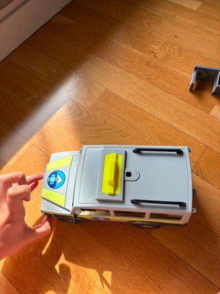 Coche Playmobil Médico Montaña