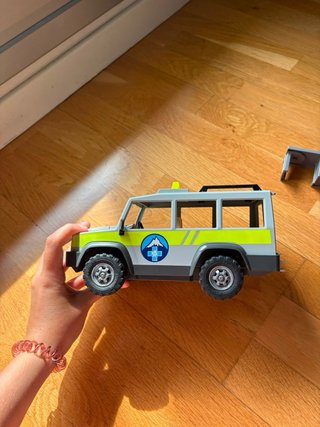 Coche Playmobil Médico Montaña