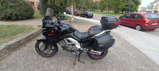 Suzuki V-Strom 650 DL Negra