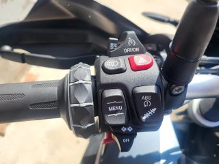 BMW F750GS Gris/Plata