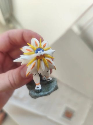 Pokémon Sol + Figura Nintendo 3DS
