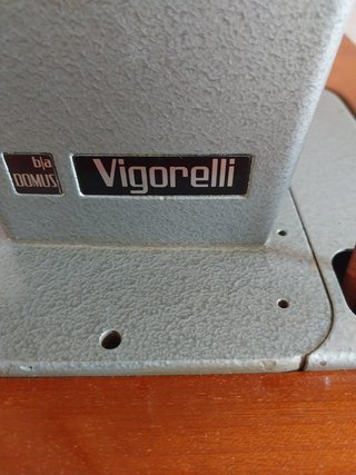 Macchina da cucire Vigorelli B7A Domus