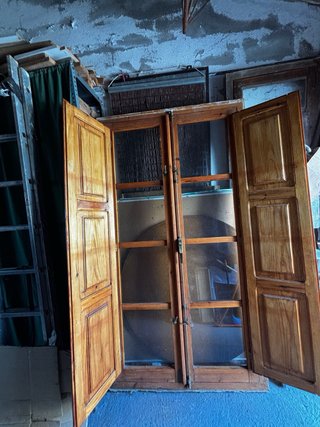 Ventana de madera doble en Bermillo de Sayago