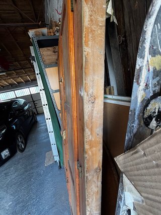 Ventana de madera doble en Bermillo de Sayago