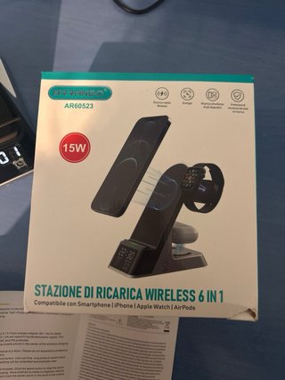 ARRANGO AR60523 Cargador Inalámbrico 6 en 1