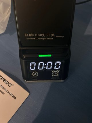 ARRANGO AR60523 Cargador Inalámbrico 6 en 1