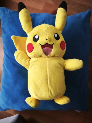 Pikachu Robot Animatrónico Nintendo