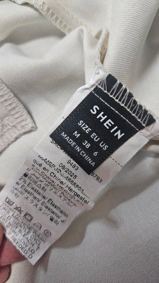 Falda pantalón crema