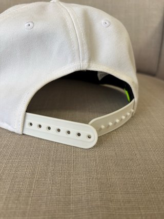 Gorra Nike Blanca con logo bordado Talla Única