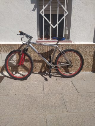 Bicicleta de Montaña AirForce Roja