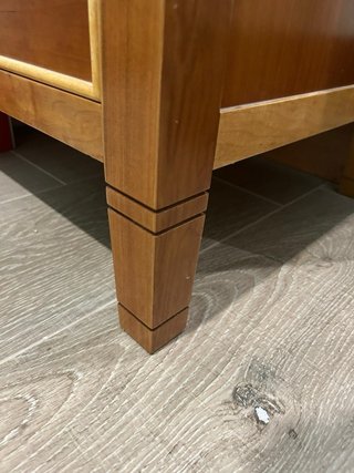 Secreter madera de cerezo.