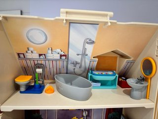 Casa Playmobil con giardino e figure