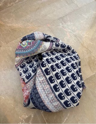 Pañuelo/Chal estilo bohemio estampado