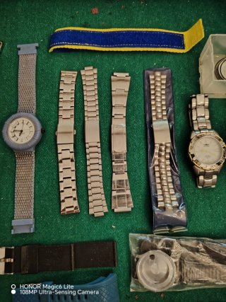 Lotto ricambi orologi uomo riciclo creativo