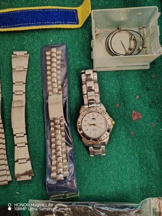 Lotto ricambi orologi uomo riciclo creativo