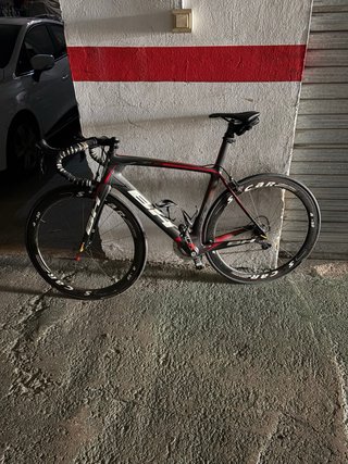 Bici BH G6 Carbono Talla M Ruedas 50mm