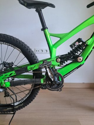 YT Industries Bicicleta DH