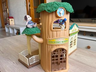 Escuela del Árbol Sylvanian Families