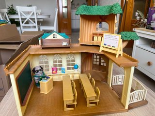 Escuela del Árbol Sylvanian Families
