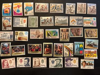 España 1979 37 sellos nuevos