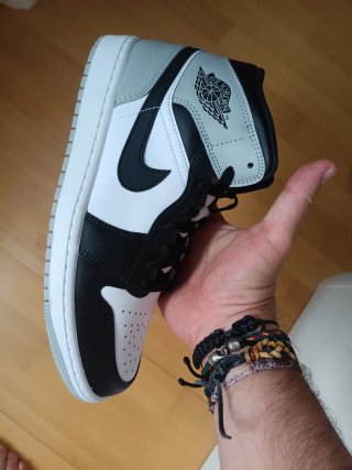 Nike Air Jordan 1 Mid