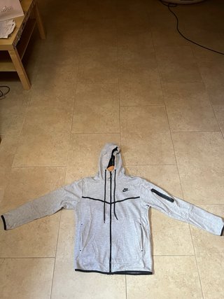 Conjunto chándal Nike Tech Gris