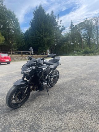 Kawasaki Z900 Full