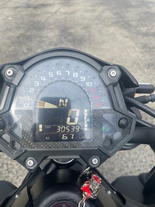 Kawasaki Z900 Full