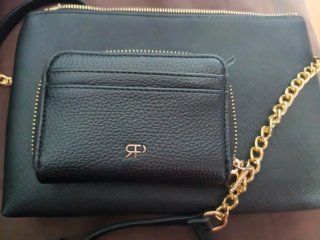 Bolso y cartera a juego